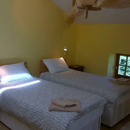 Val De Costes Bed & Breakfast Saint-Maurin