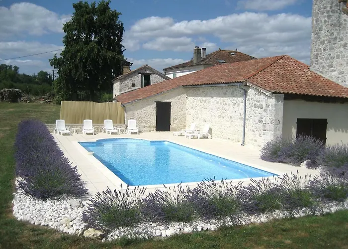 Val De Costes Bed and breakfast 3*